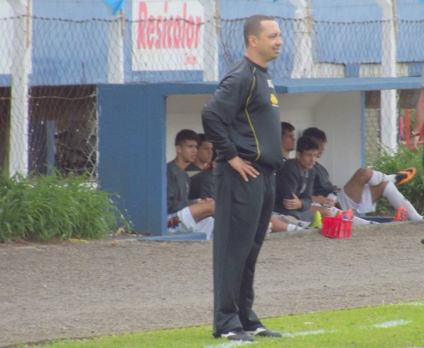Alexandre Romão comanda o Sub-17 do Criciúma