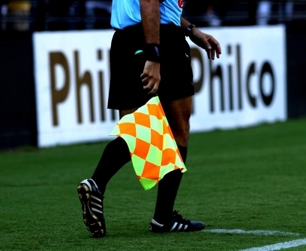 Arbitragem para Criciúma x Metropolitano