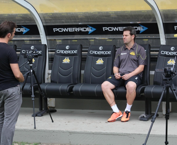 Argel é entrevistado por site de Portugal