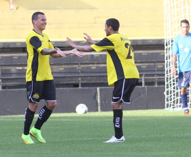 Criciúma bate Novo Hamburgo em jogo treino