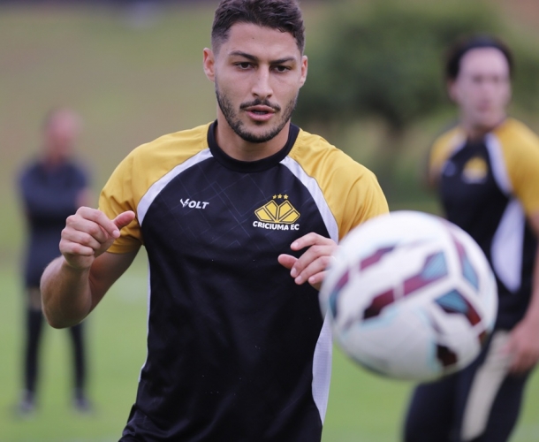 Criciúma duela com o Juventude no Alfredo Jaconi