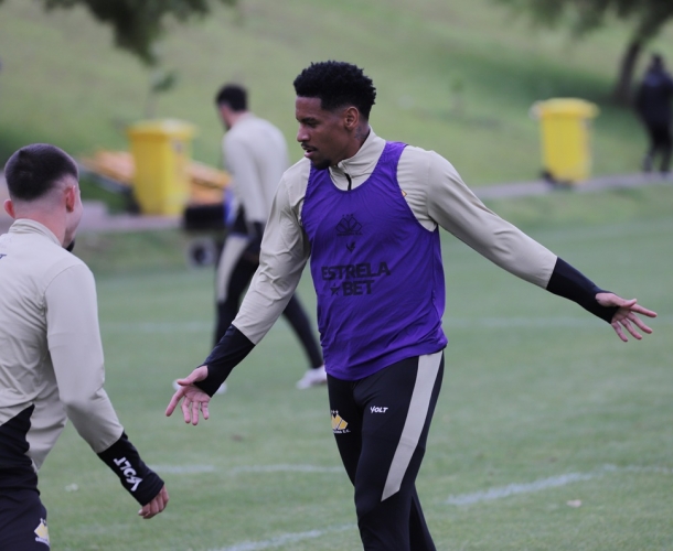 Criciúma e Atlético Goianiense duelam no HH