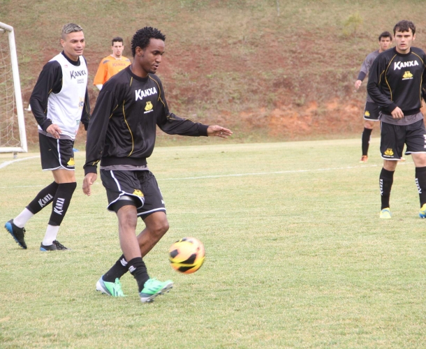 Criciúma faz último do Tigre antes de jogo contra o Cruzeiro