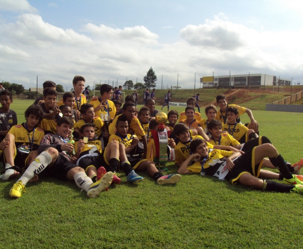 Equipes da base conquistam o Regional da LUD