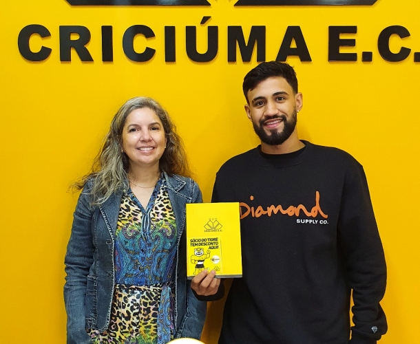 Huppy entra no Clube Carvoeiro 