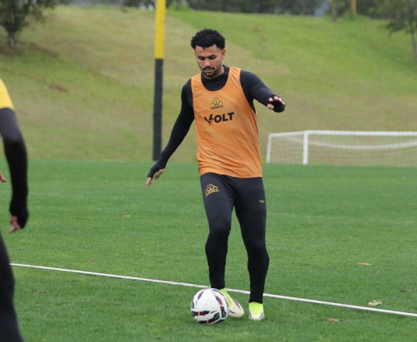  Início da preparação para o duelo catarinense na Série B