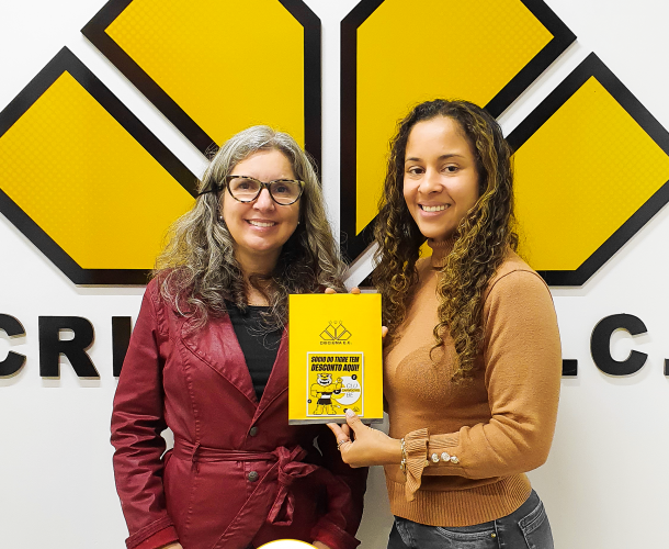 Patrono Hill entra no Clube Carvoeiro   