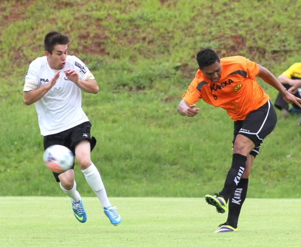 Tigre goleia em jogo treino