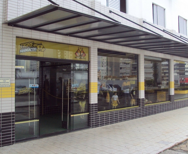 Tigre Maníacos realiza bazar para a torcida 