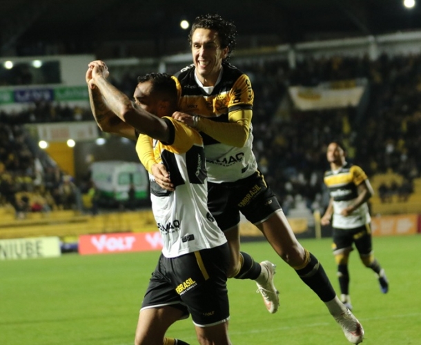 Tigre vence o América MG no HH
