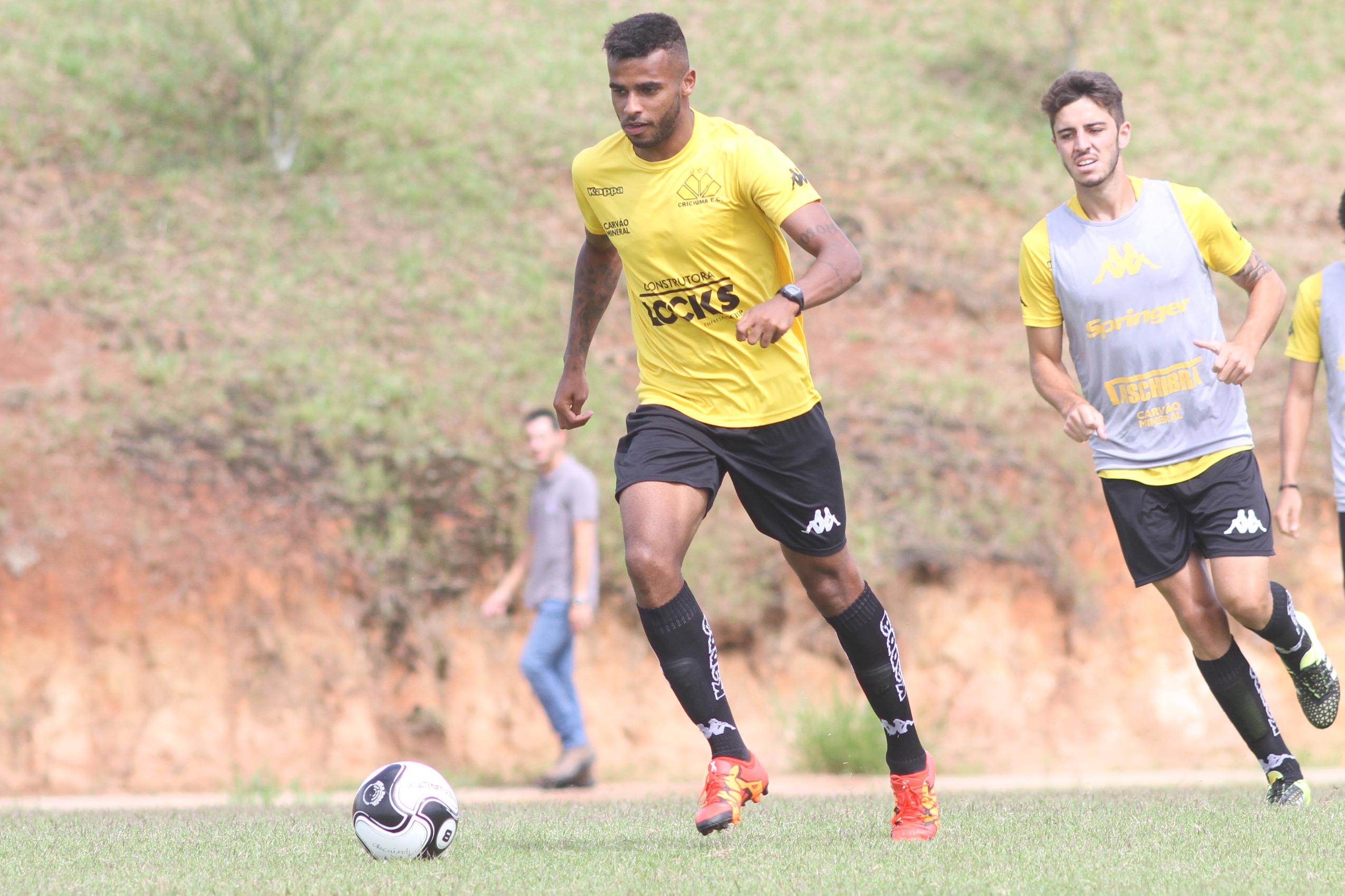 Tigre encara o Inter em Lages