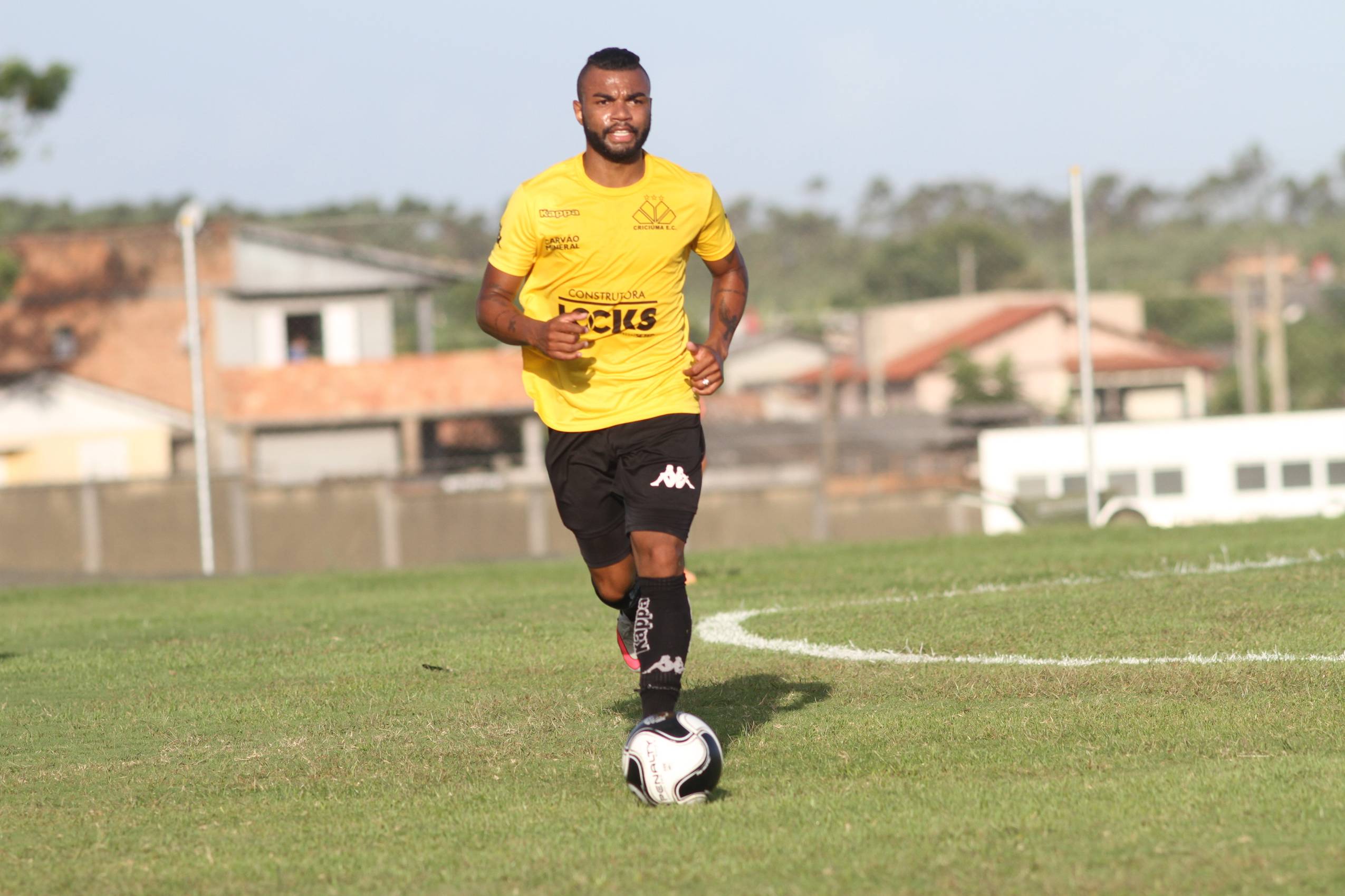 Criciúma encara o Avaí