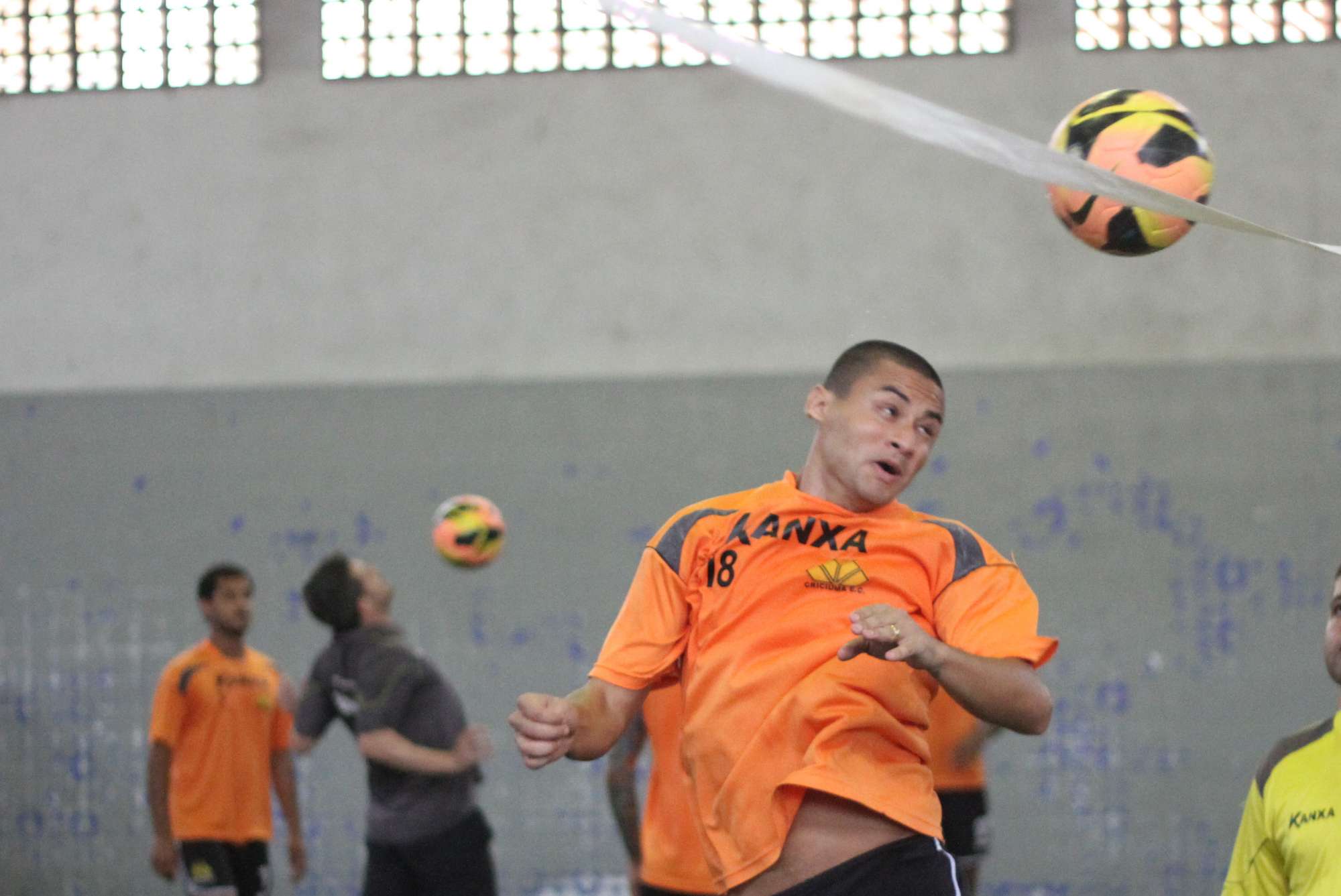 Criciúma trabalha no ginásio