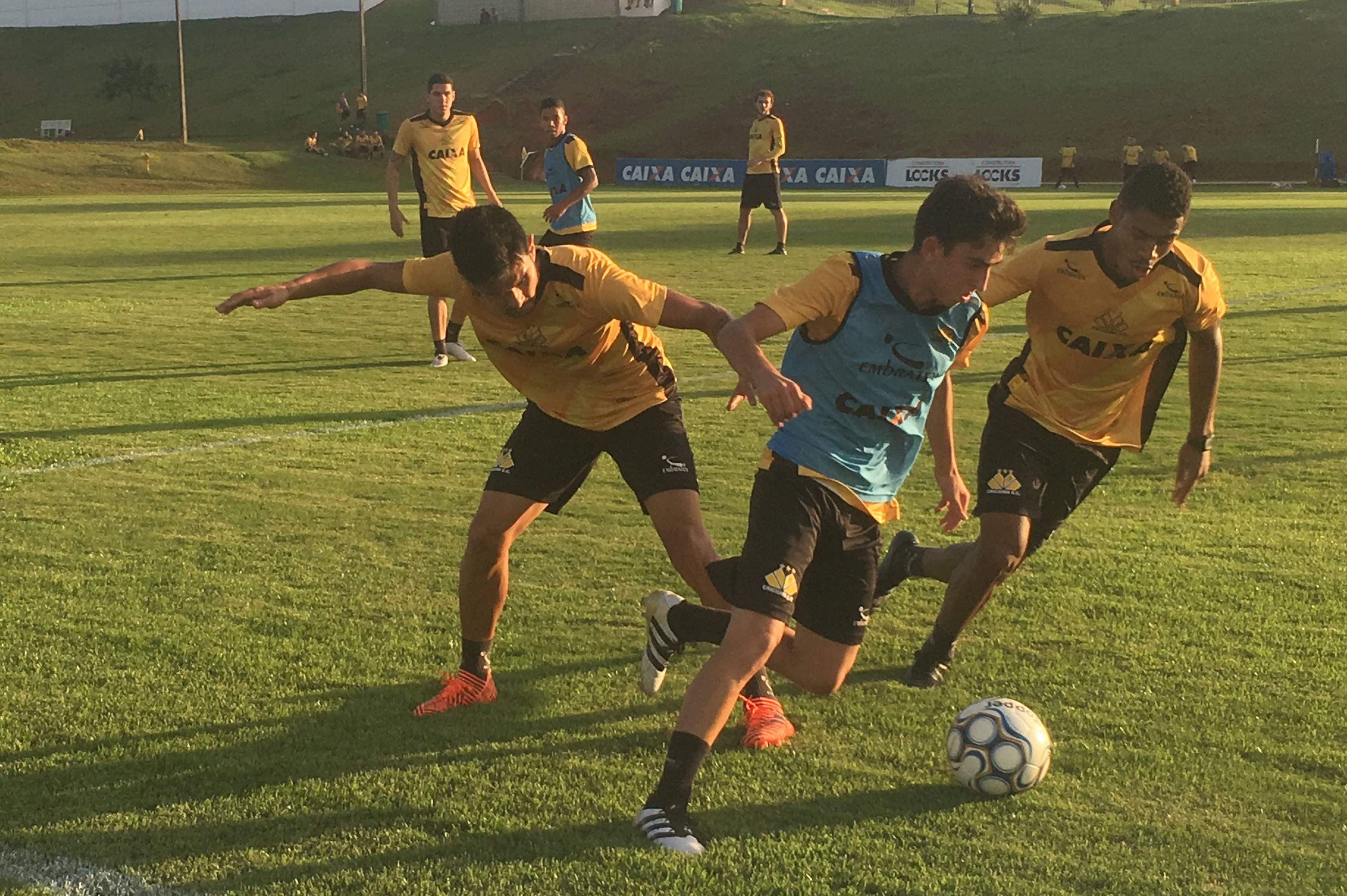 Treino do Criciúma no CT - 10/05