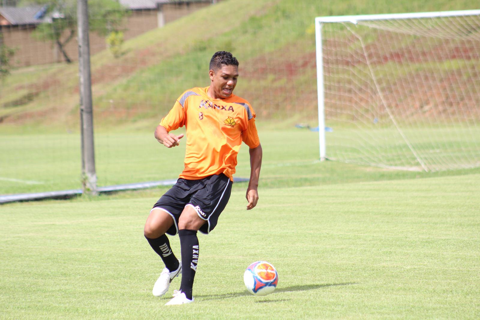 Tigre faz último treino antes de duelo deste domingo