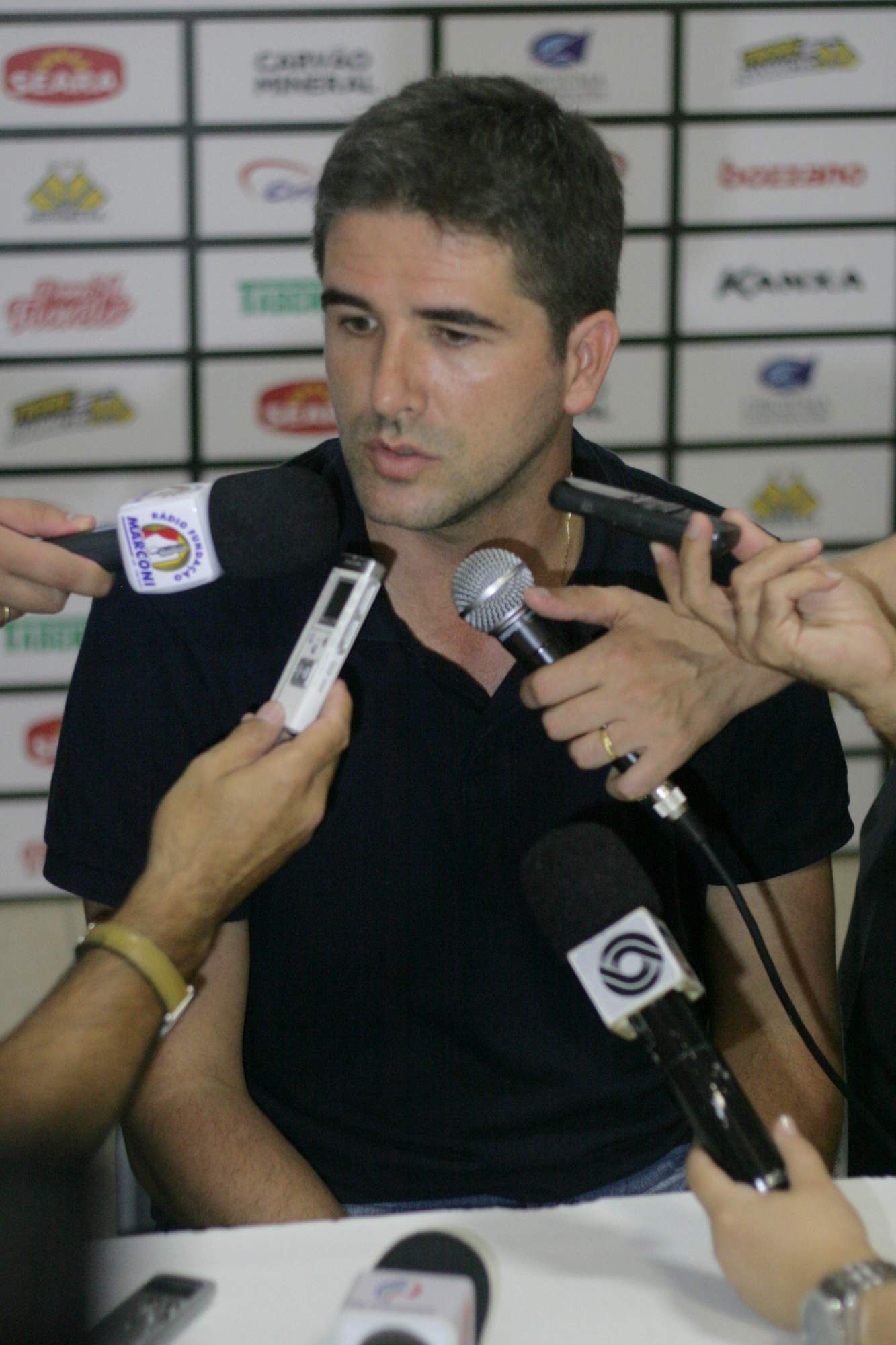 Coletiva de Rodrigo Pastana